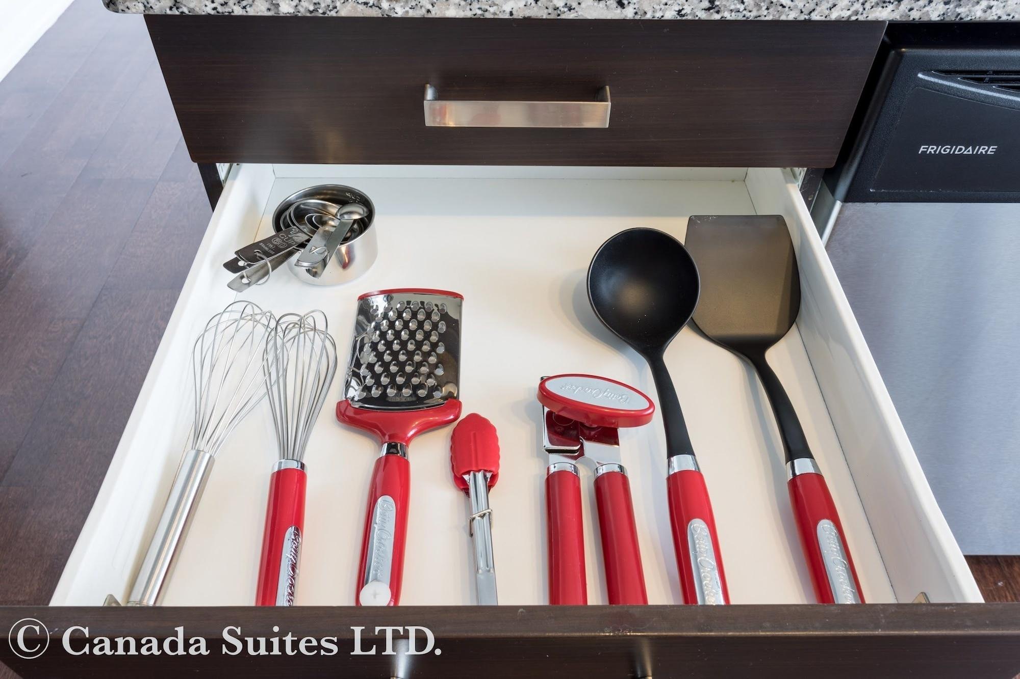 Canada Suites - 832 Bay St. Торонто Экстерьер фото